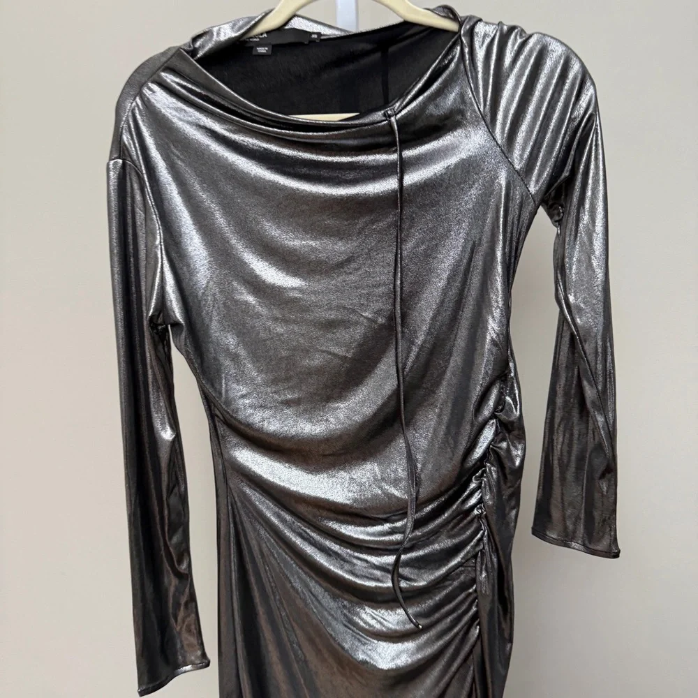 BIMBA Y LOLA
LONG METALLIC SILVER DRESS SIZE XS - Picture 5 of 6